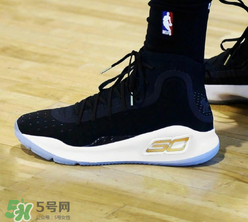 under armour curry4黑金怎么樣？庫里總決賽戰(zhàn)靴客場配色諜照曝光
