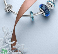 pandora繁星童話手鏈?zhǔn)鞘裁床馁|(zhì)？潘多拉繁星童話是銀的嗎？