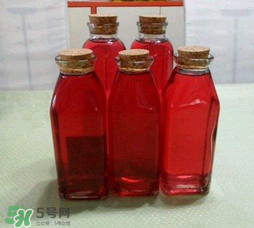 泡楊梅酒要放多少糖？泡楊梅酒放多少冰糖？