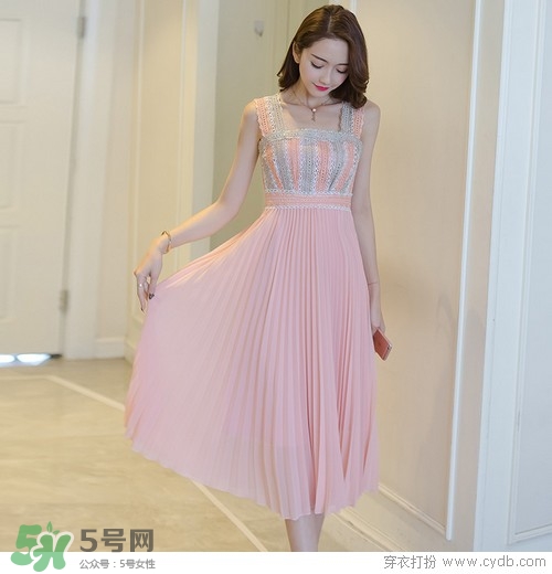 7月份去三亞穿什么？去月份去三亞穿什么衣服