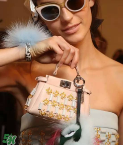 fendi peekaboo尺寸多大？芬迪peekaboo尺寸有哪幾種？