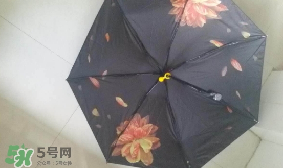 蕉下小黑傘能遮雨嗎？蕉下太陽傘能淋雨嗎？