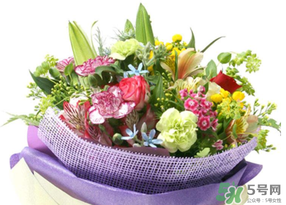 父親節(jié)可以送花嗎？父親節(jié)送什么花最合適？