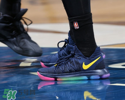 nike kd 10 be true彩虹配色實(shí)物怎么樣？杜蘭特10彩虹底照片曝光