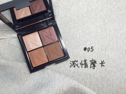 novo眼影好用嗎？novo眼影試色與用法