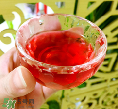 楊梅酒可以放蜂蜜嗎？蜂蜜楊梅酒怎么泡制？