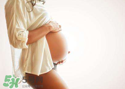孕婦長痱子可以用痱子粉嗎？痱子粉對孕婦有危害嗎？