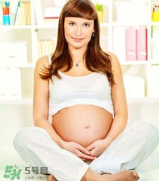 孕婦長痱子可以用痱子粉嗎？痱子粉對孕婦有危害嗎？