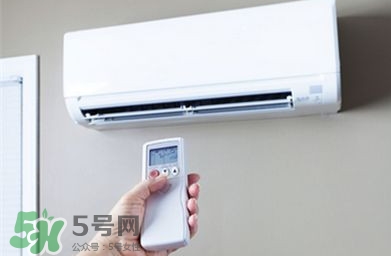 吹空調(diào)為什么要放盆水？吹空調(diào)為什么會喉嚨痛
