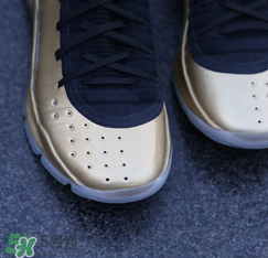 under armour curry4 parade怎么樣？庫(kù)里第四代戰(zhàn)靴金屬色細(xì)節(jié)照片