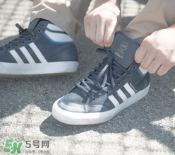 adidas matchcourt high rx2新款滑板鞋什么時(shí)候發(fā)售？