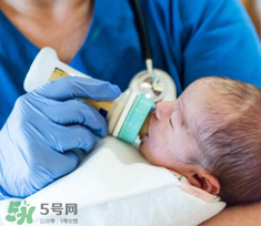 早產(chǎn)兒智力低下的表現(xiàn)是怎樣的？早產(chǎn)兒智力會低下嗎？