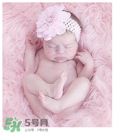 早產(chǎn)兒要喝早產(chǎn)兒奶粉嗎？早產(chǎn)兒最好喝什么奶？