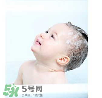 寶寶能用艾葉水洗澡嗎？嬰兒能用艾葉水洗澡嗎？