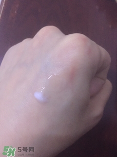 ahc眼霜怎么樣？ahc眼霜好用嗎