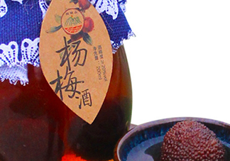 楊梅酒放糖好還是不放糖好？楊梅酒放什么糖好？