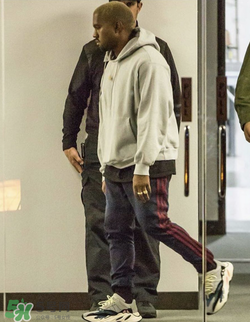 adidas yeezy runner什么時候發(fā)售？阿迪達斯yeezy runner發(fā)售時間