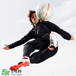 puma one足球鞋什么時候發(fā)售？彪馬首款足球鞋發(fā)售時間
