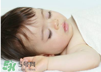 寶寶睡覺打鼾怎么回事？寶寶睡覺打鼾正常嗎？