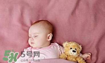 寶寶枕頭怎么選？寶寶枕頭什么樣的最好？