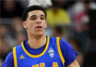 lonzo ball球哥2017湖人戰(zhàn)靴簽名球鞋多少錢？
