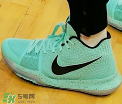 nike kyrie 3 aqua多少錢(qián)？耐克歐文3代湖綠配色專(zhuān)柜價(jià)格