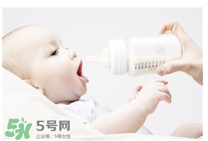 嬰幼兒奶粉為什么會有腥味 奶粉有腥味是正常的嗎？