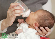 外國(guó)奶粉一定適合中國(guó)寶寶嗎 外國(guó)奶粉比國(guó)產(chǎn)奶粉更好嗎？