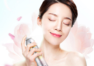 化妝后能用防曬噴霧嗎？化妝后怎么用防曬噴霧不脫妝