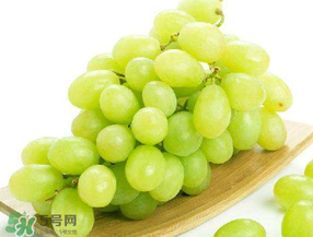 青提上有黑點(diǎn)怎么回事？青提長(zhǎng)斑點(diǎn)是什么原因？