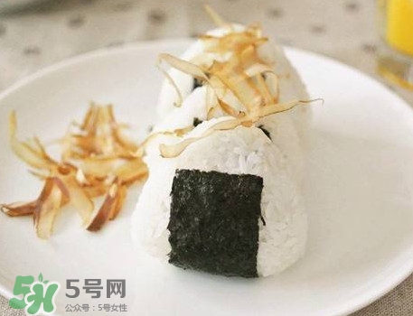 木魚(yú)花是什么？木魚(yú)花為什么會(huì)動(dòng)