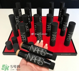 nars粉底棒粉條怎么用？nars粉底棒粉條色號試色