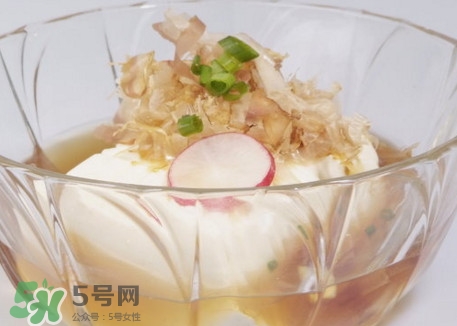 木魚花是柴魚片嗎？木魚花和柴魚片有什么區(qū)別