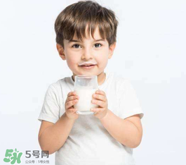 奶粉哪個國家的最好？奶粉哪個國家的奶源好？