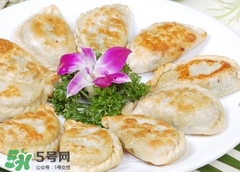 菜盒子的面怎么和？菜盒子是發(fā)面還是死面