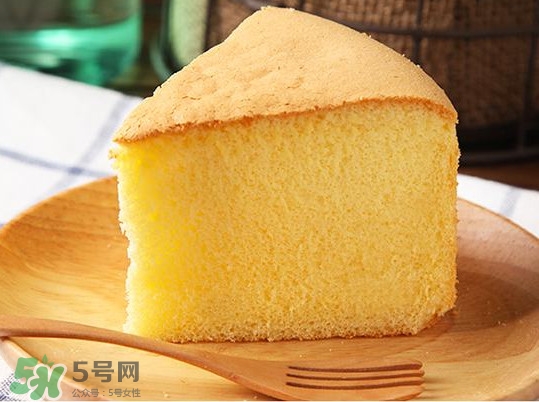 戚風蛋糕用什么面粉？戚風蛋糕用什么油最好