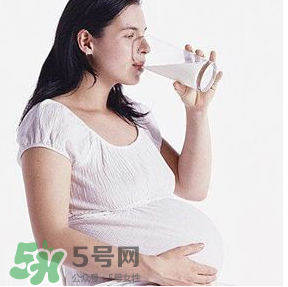安滿和惠氏孕婦奶粉哪個好？安滿和惠氏孕婦奶粉的區(qū)別