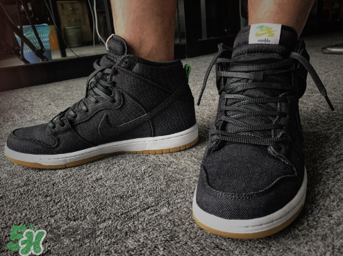 nike sb dunk momofuku限量版滑板鞋多少錢？