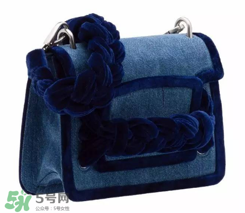 miumiu2017新款包包有哪幾個(gè)系列？miumiu新款包包介紹