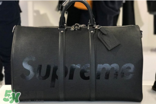 supreme與lv2017秋冬聯(lián)名系列怎么買_在哪買？