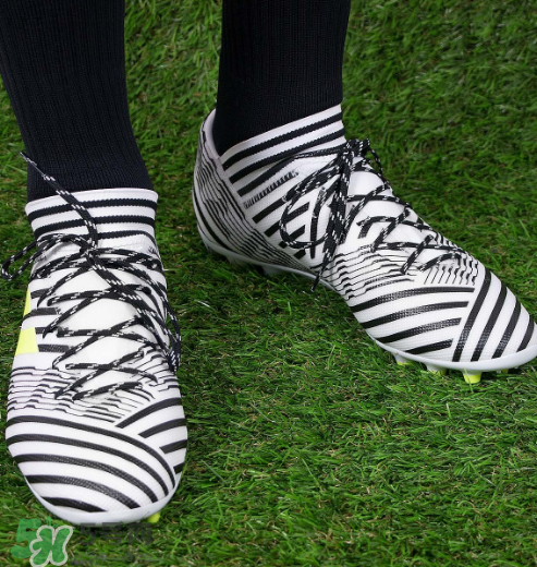 adidas nemeziz 17+怎么樣？阿迪達(dá)斯斑馬足球鞋測評