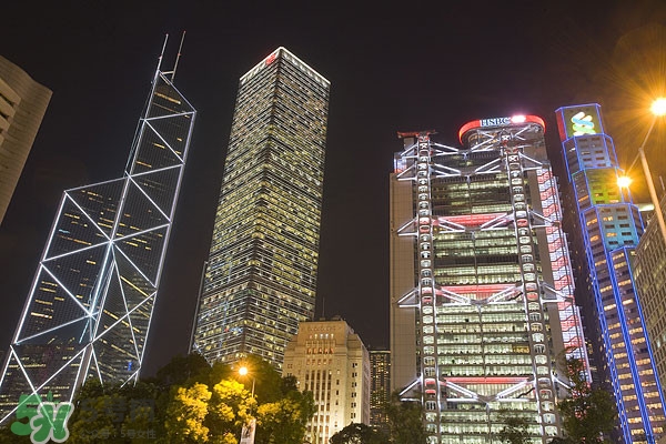 8月份去香港穿什么？八月份去香港穿什么衣服