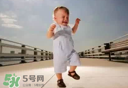 寶寶八字腳怎么矯正 寶寶八字腳可以矯正嗎？