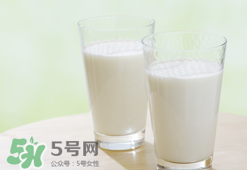 嬰兒奶粉老人能喝嗎？老人能不能喝嬰兒奶粉？