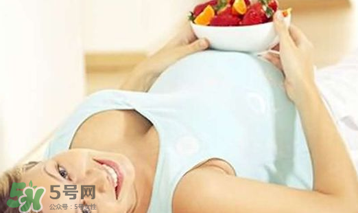 孕婦吃甜食寶寶會(huì)頭大嗎？孕期吃甜食寶寶會(huì)頭變大嗎？