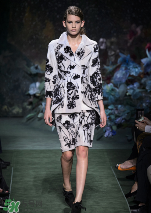 fendi2017秋冬高定秀服裝怎么樣_好看嗎？