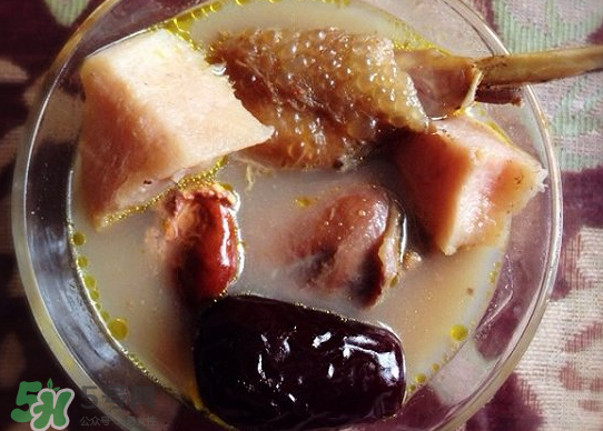 榴蓮殼煲雞湯殼能吃嗎？榴蓮殼煲雞湯殼好喝嗎？