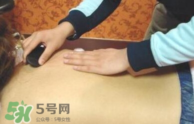 刮痧出現(xiàn)黑紫說(shuō)明什么？感冒刮痧刮哪個(gè)部位