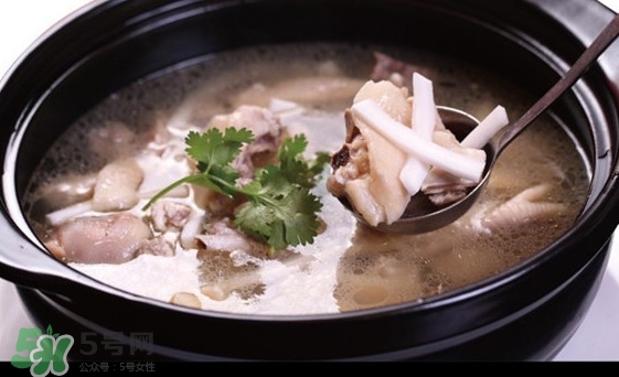 椰子雞屬于什么菜系？椰子雞要什么配料