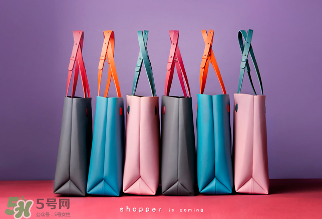 夏天背什么包包好看 夏天時尚又實(shí)用的小眾包包
